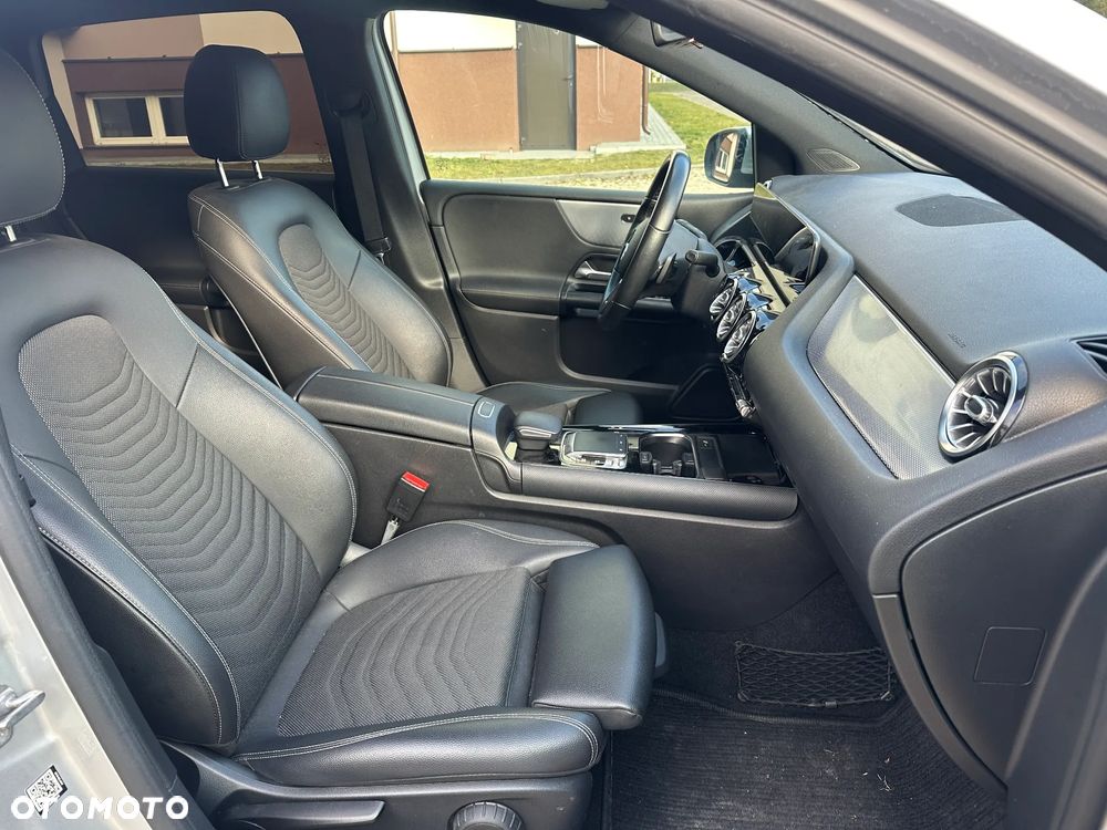 Mercedes-Benz Klasa B 200 d 8G-DCT - 11
