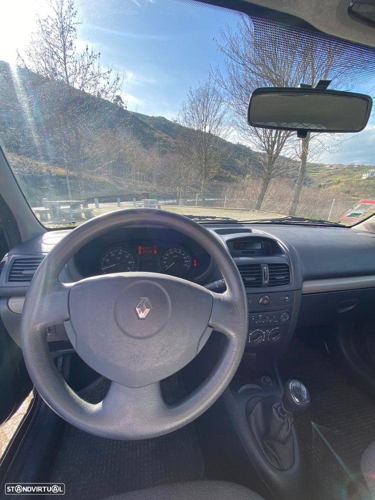 Renault Clio 1.5 dCi Confort - 13