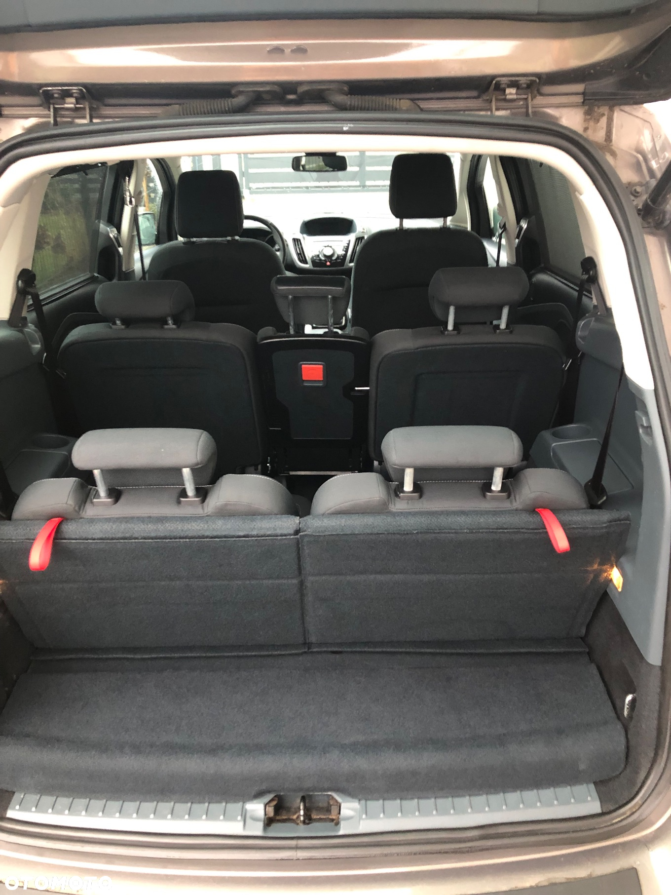 Ford Grand C-MAX - 17