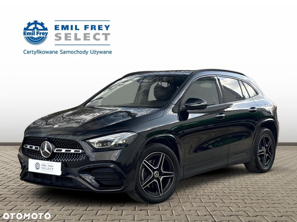 Mercedes-Benz GLA - 3