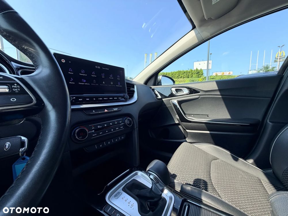 Kia Ceed 1.5 T-GDI L Business Line Plus DCT - 29