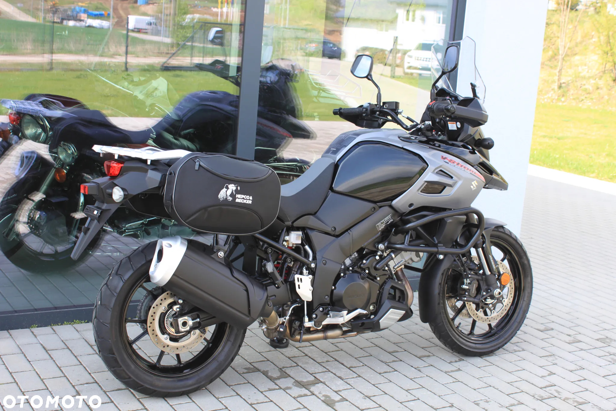 Suzuki DL - 40