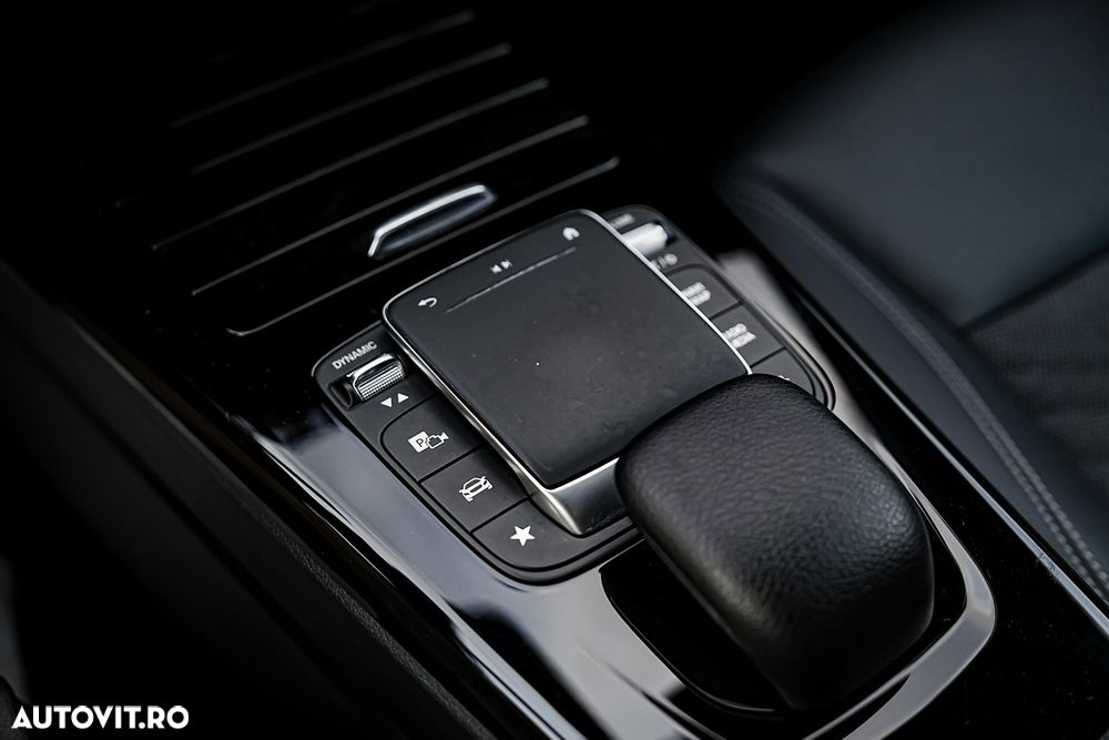 Mercedes-Benz A 180 Sedan 7G-DCT Style - 10
