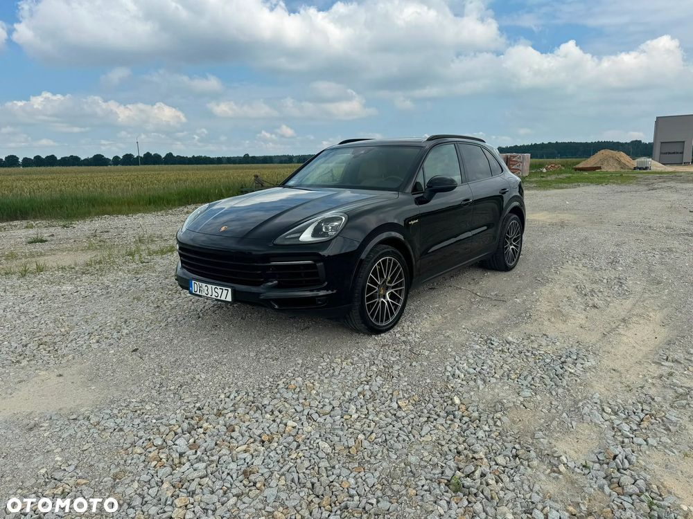 Porsche Cayenne E-Hybrid - 3