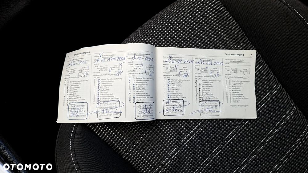 Opel Insignia 1.4 T Executive S&S - 38