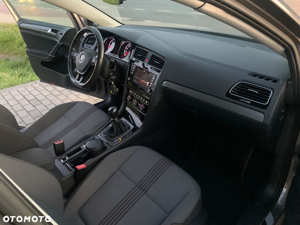 Volkswagen Golf 1.6 TDI BlueMotion Trendline - 9