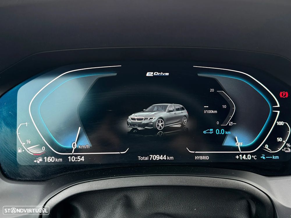 BMW 330 e Touring Pack M Auto - 11