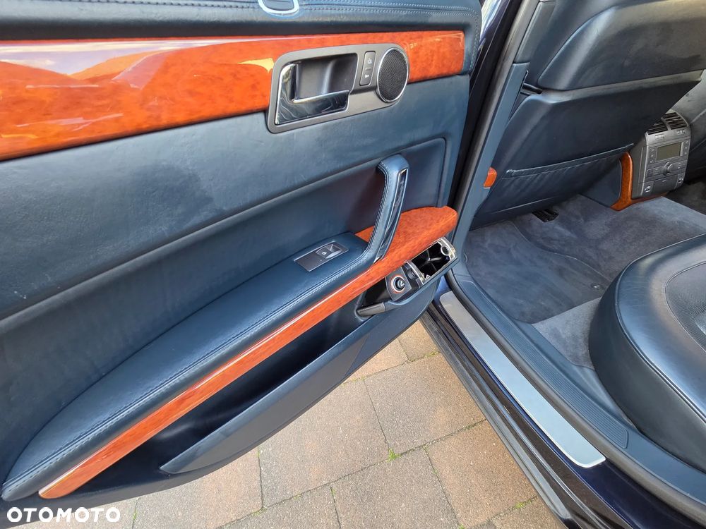 Volkswagen Phaeton 4.2 V8 4 Mot (5os) - 12