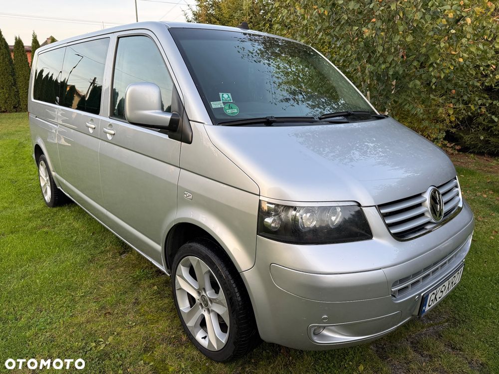 Volkswagen Caravelle - 13