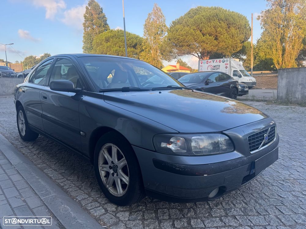 Volvo S60 2.4 D5 Nivel 3 - 3