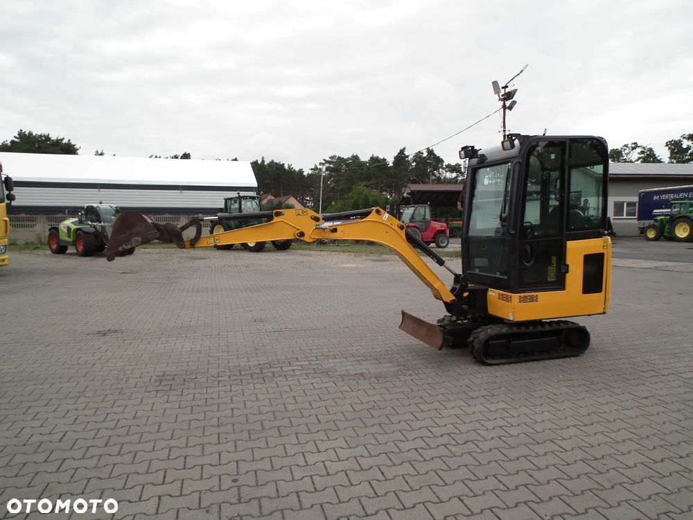 JCB 15C-1 - 15