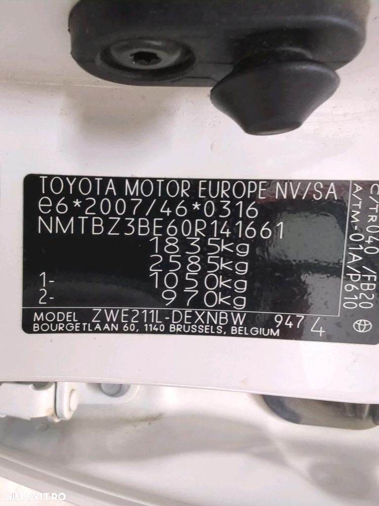 Toyota Corolla 1.8 HSD Business - 23