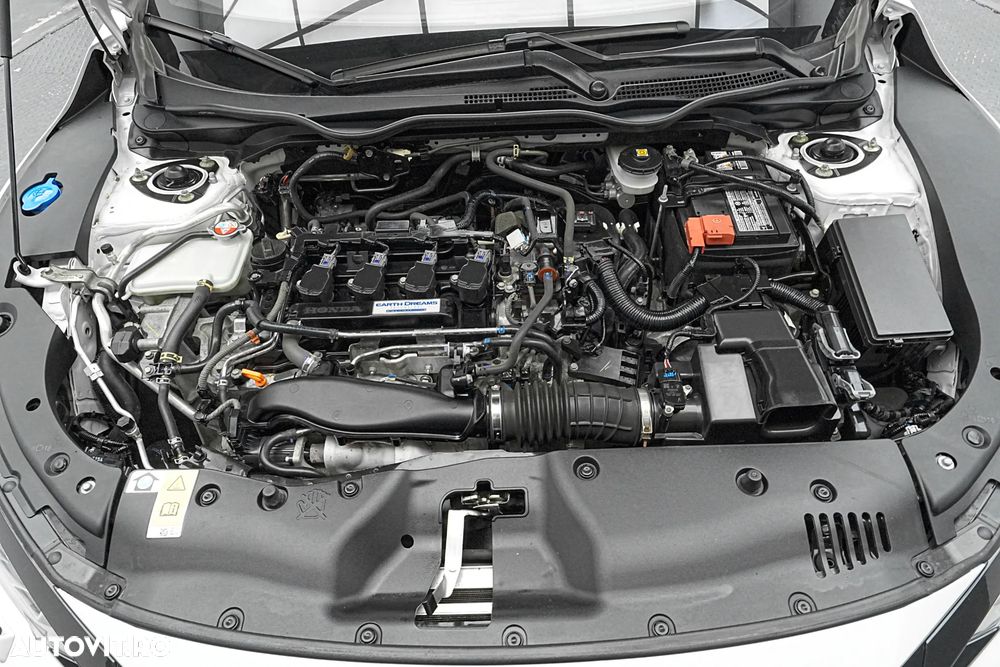 Honda Civic 1.5 i-VTEC Turbo CVT Sport Plus - 25