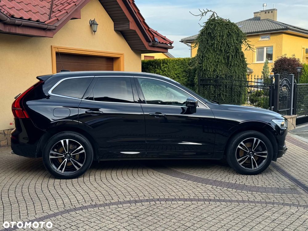 Volvo XC 60 T5 AWD Momentum Pro - 5