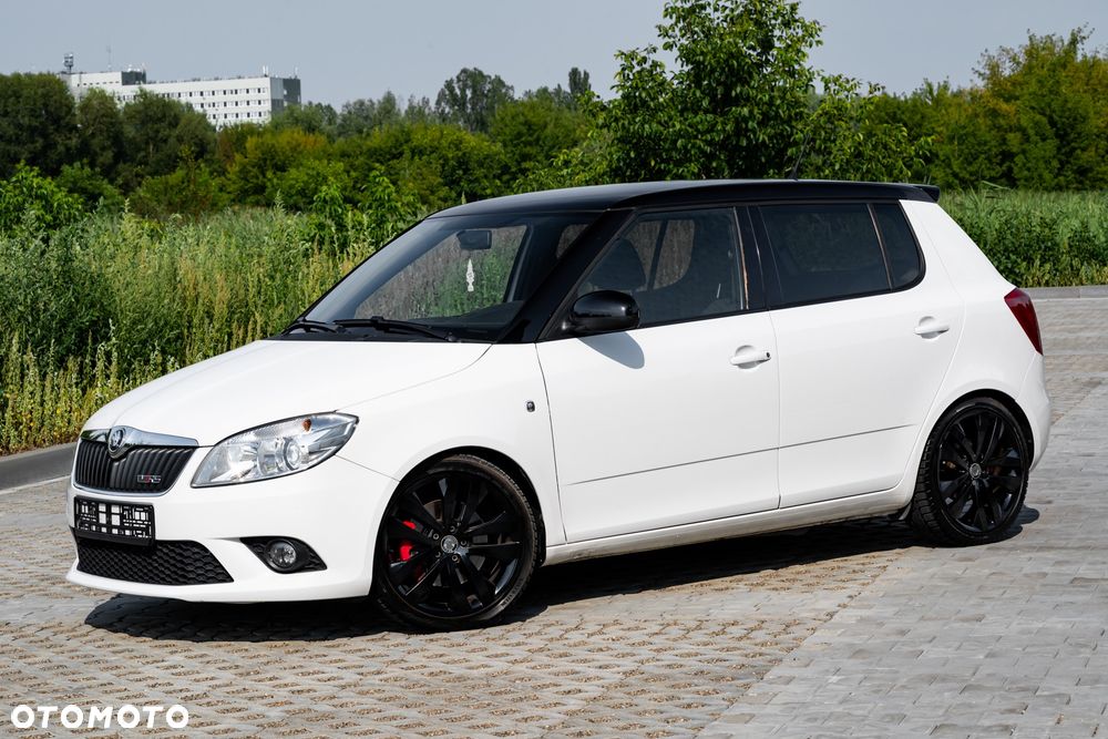 Skoda Fabia 1.4 TSI DSG RS - 6