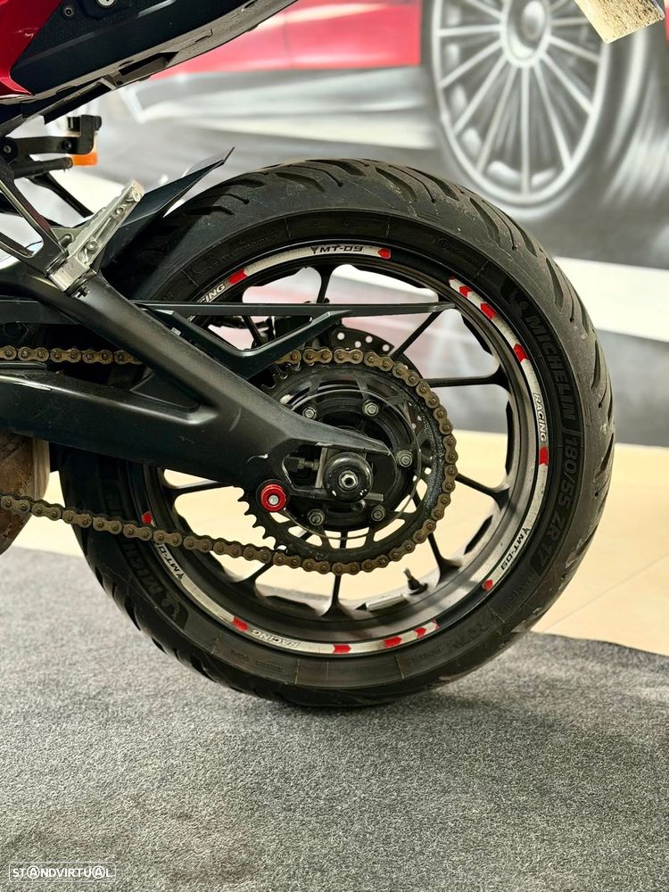 Yamaha MT-09 - 9
