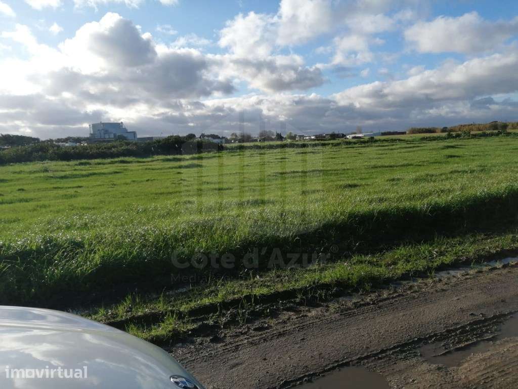 Terreno Rustico com uma área de 141m2 Urbana - Grande imagem: 5/8