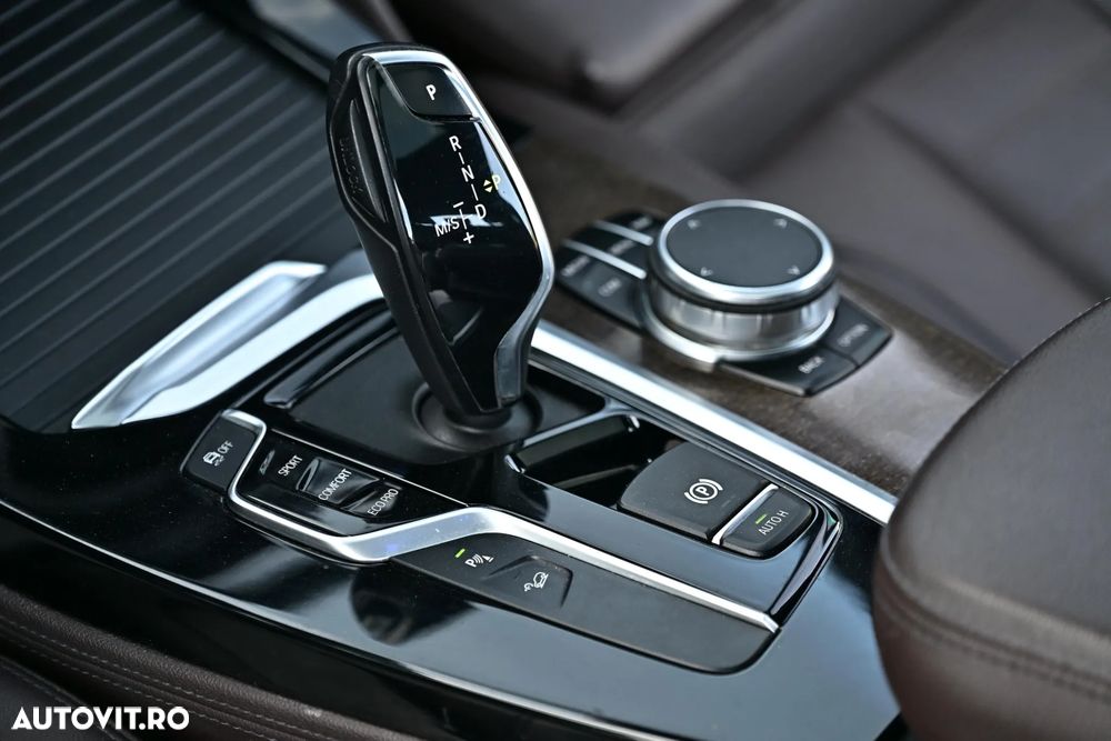 BMW X4 xDrive30i AT xLine - 26
