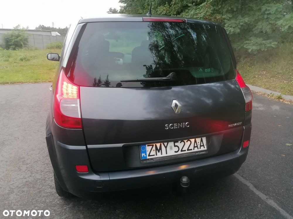 Renault Scenic - 8