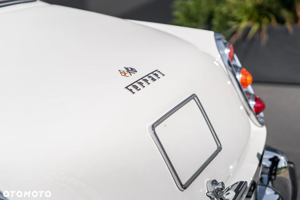Ferrari 250 - 19