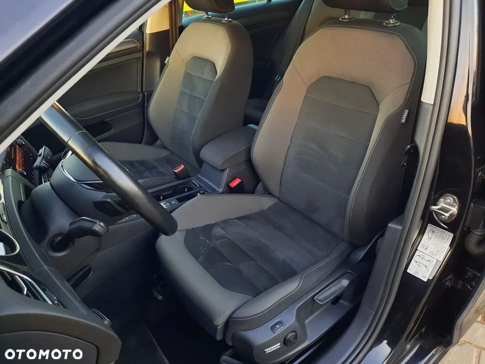 Volkswagen Golf 1.5 TSI BMT Evo Highline DSG - 18