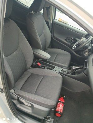 Toyota Yaris Hybrid 1.5 Style - 26