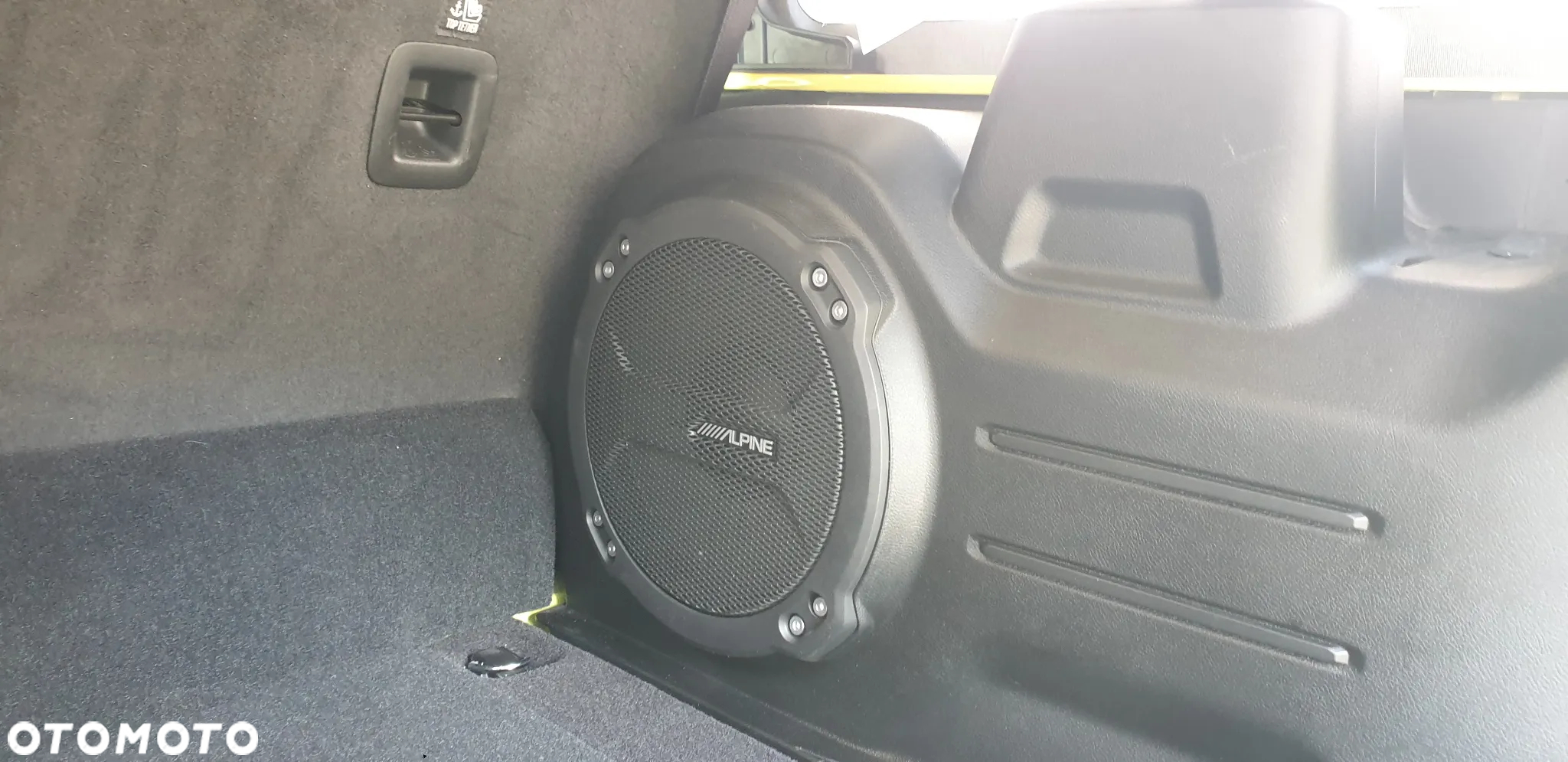Jeep Wrangler Unlimited GME 2.0 Turbo Sahara - 12