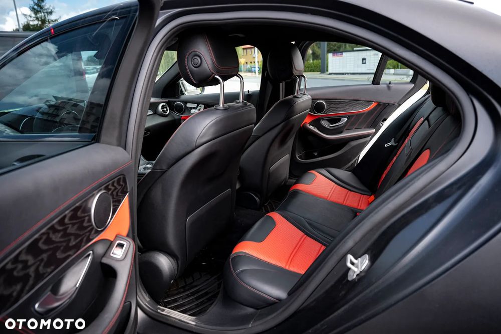 Mercedes-Benz Klasa C AMG 63 S - 11