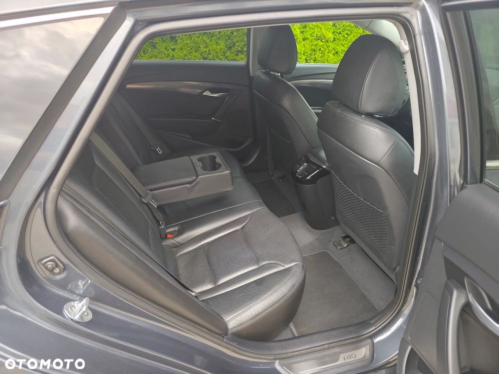 Hyundai i40 1.6 GDI Comfort + - 23