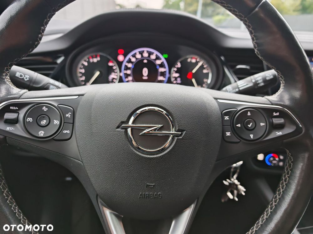 Opel Insignia 2.0 CDTI Elegance S&S - 9