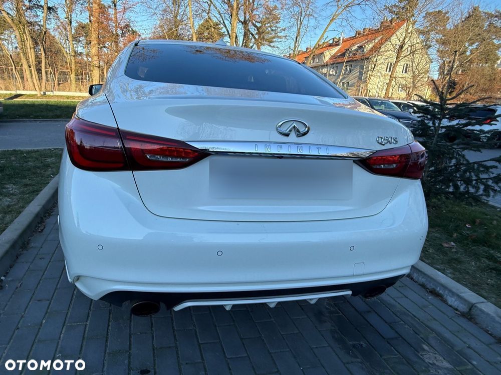 Infiniti Q50 - 8