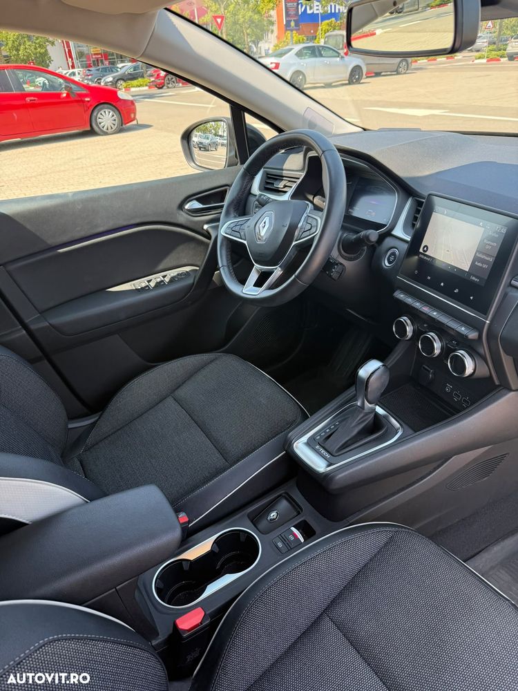 Renault Captur E-TECH 145 HEV Techno - 8