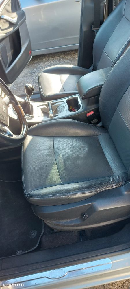 Ford Galaxy 2.2 TDCi Ghia - 22