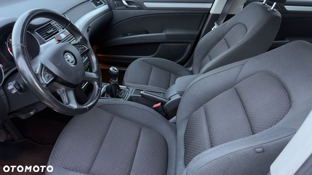 Skoda Superb 1.6 TDI Family - 21