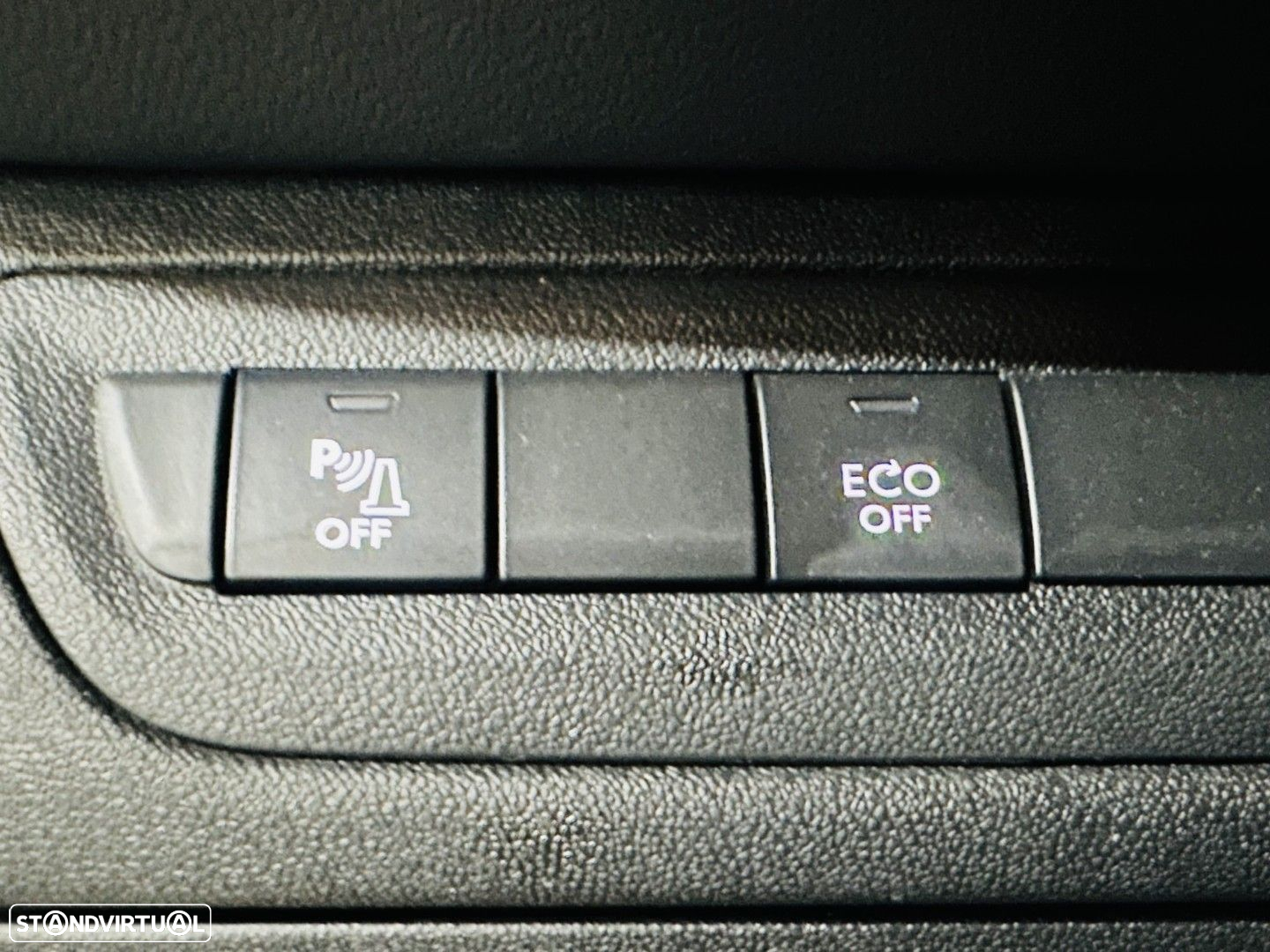 Peugeot 208 1.2 PureTech Access - 20