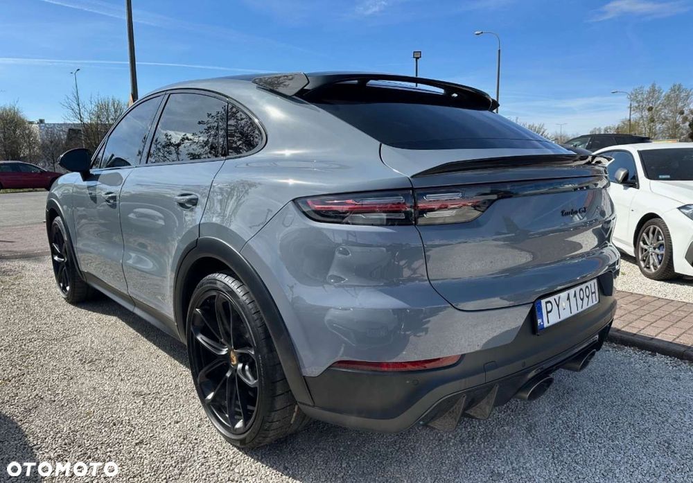 Porsche Cayenne - 8