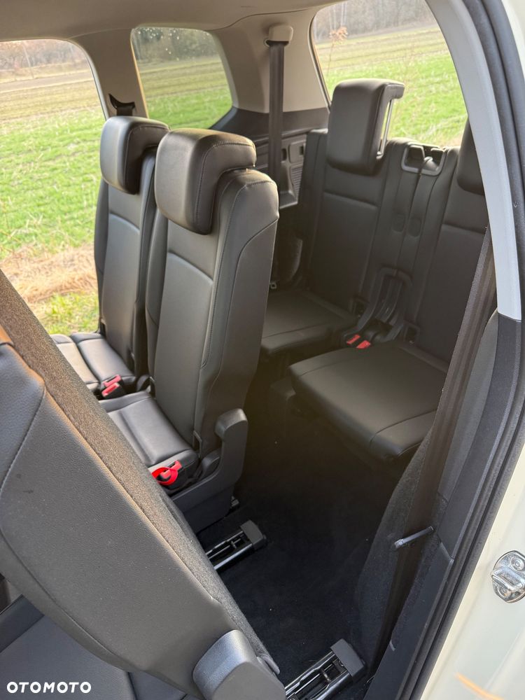 Volkswagen Touran - 7