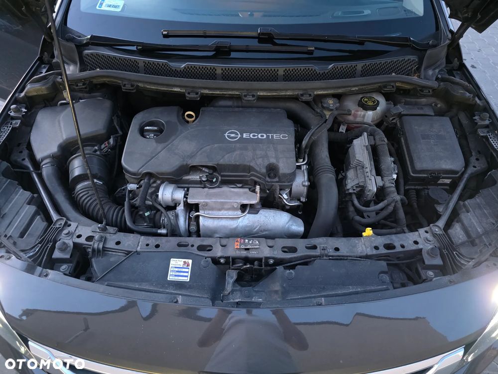 Opel Astra 1.4 Turbo Start/Stop Innovation - 11