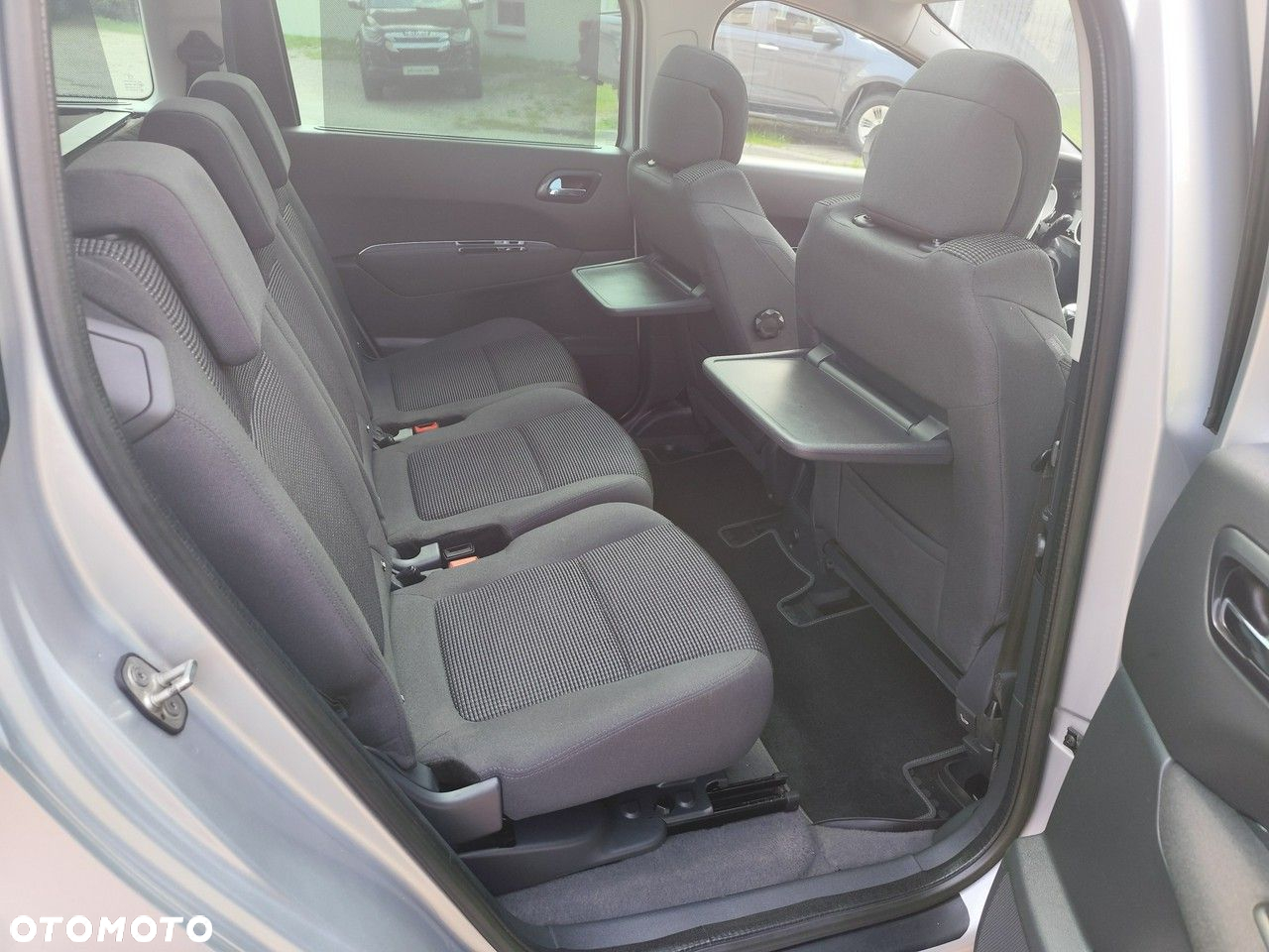 Peugeot 5008 - 14