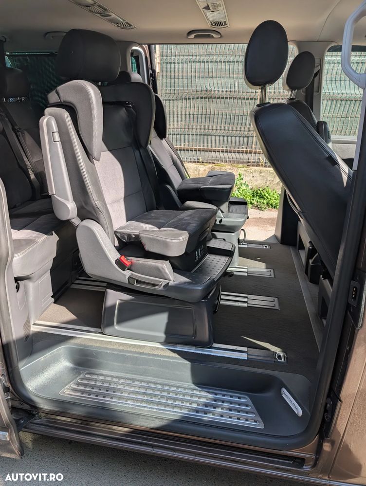Volkswagen Multivan - 9