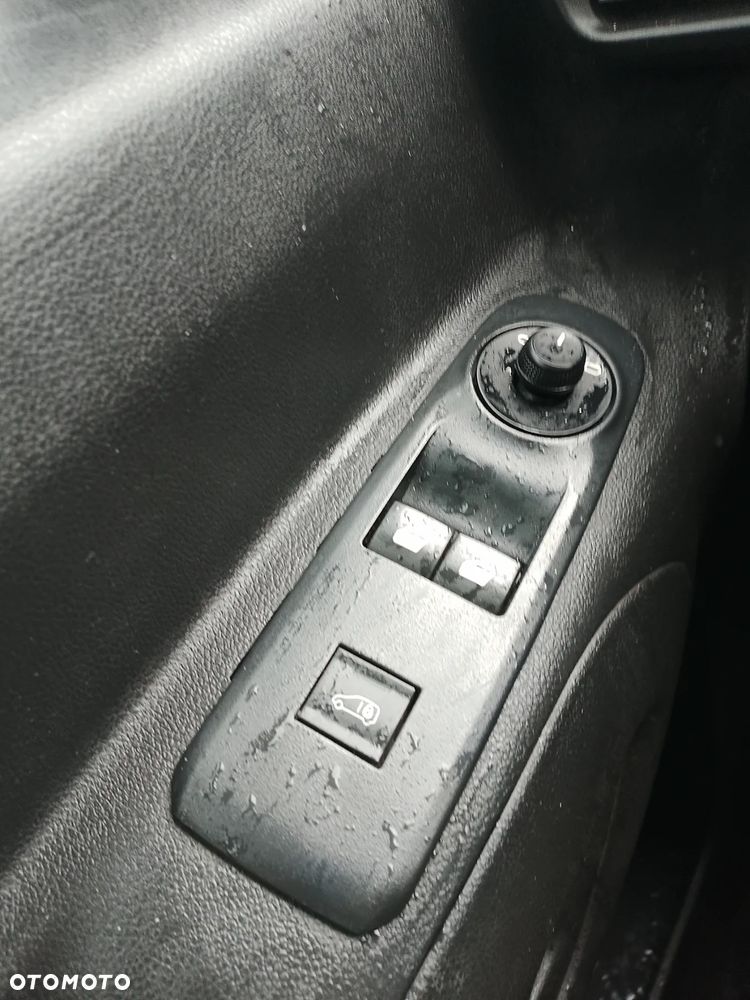 Peugeot Partner Berlingo Combo Doblo L2 Izoterma Chłodnia Mroźnia do lodów minus 20 stopni 220V grzanie 3 osoby - 29