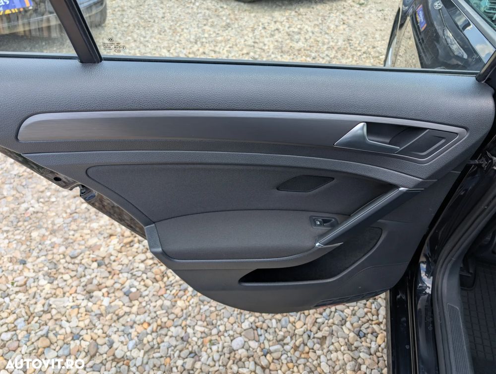 Volkswagen Golf 1.6 TDI DSG Comfortline - 14