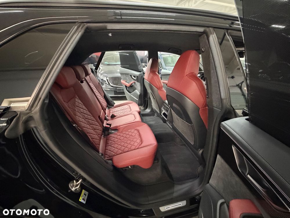Audi SQ8 - 19