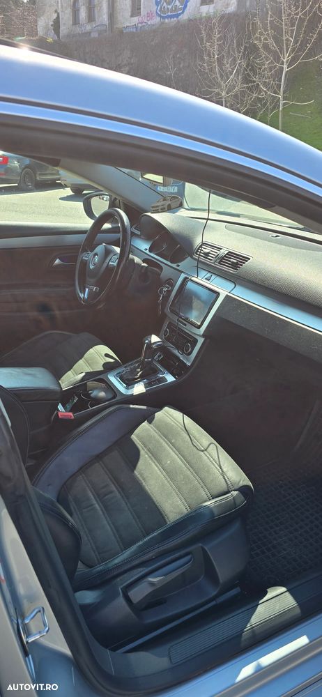 Volkswagen Passat CC - 23