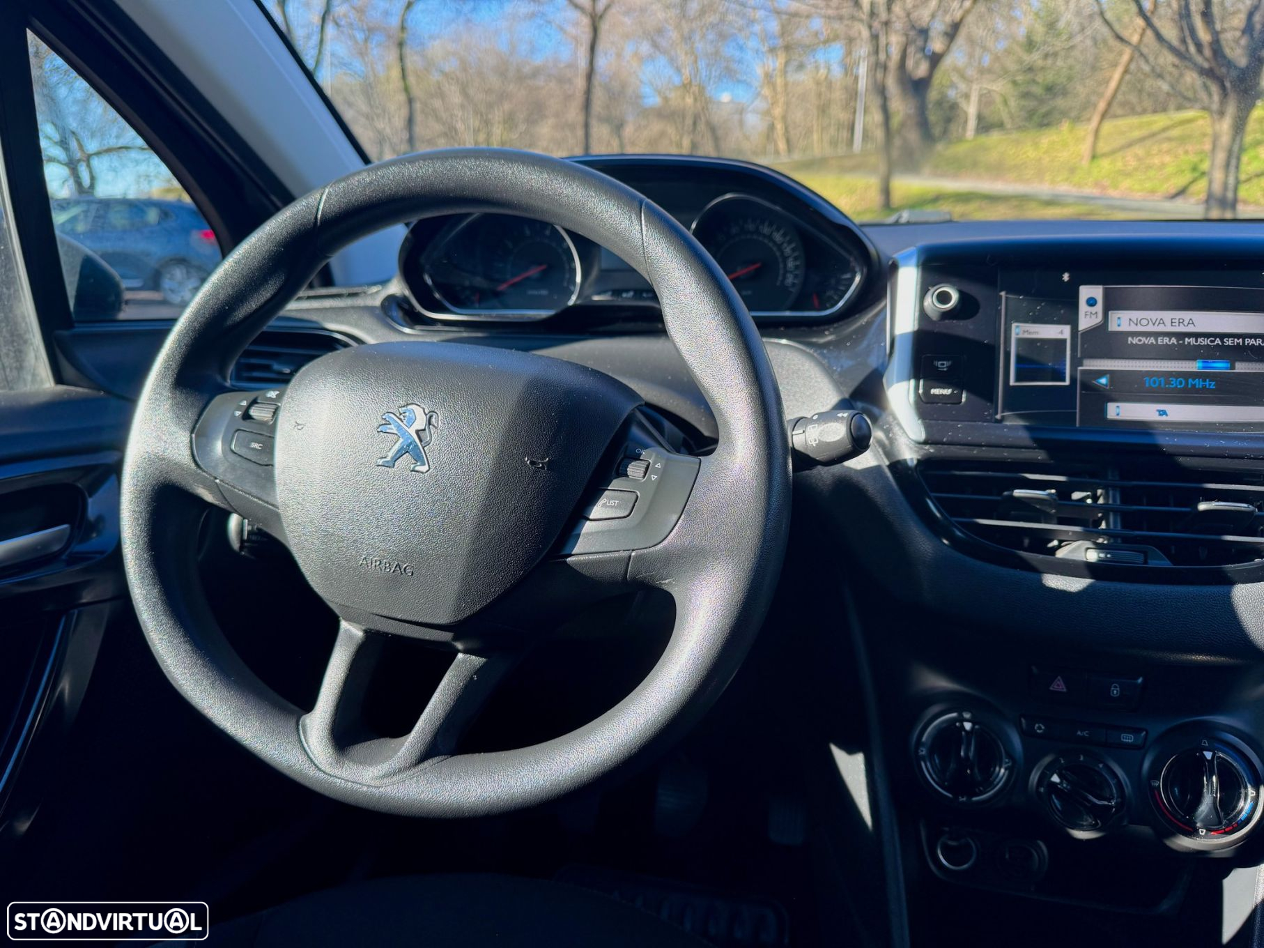 Peugeot 208 1.2 VTi Active - 27