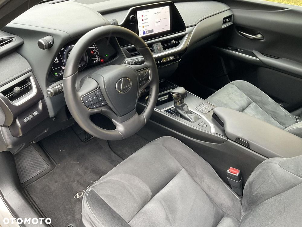 Lexus UX 250h GPF Business 2WD - 11