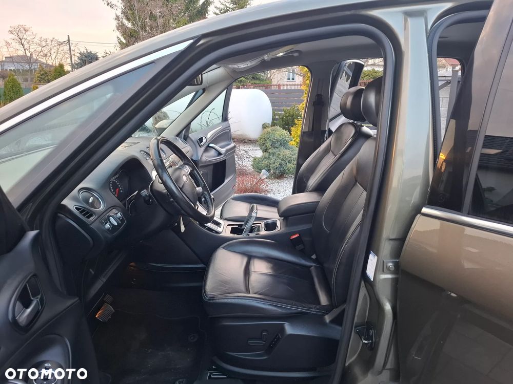 Ford S-Max 2.0 TDCi DPF Titanium X - 27