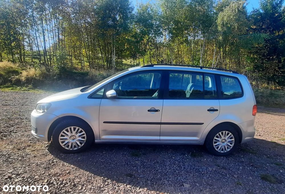 Volkswagen Touran - 3