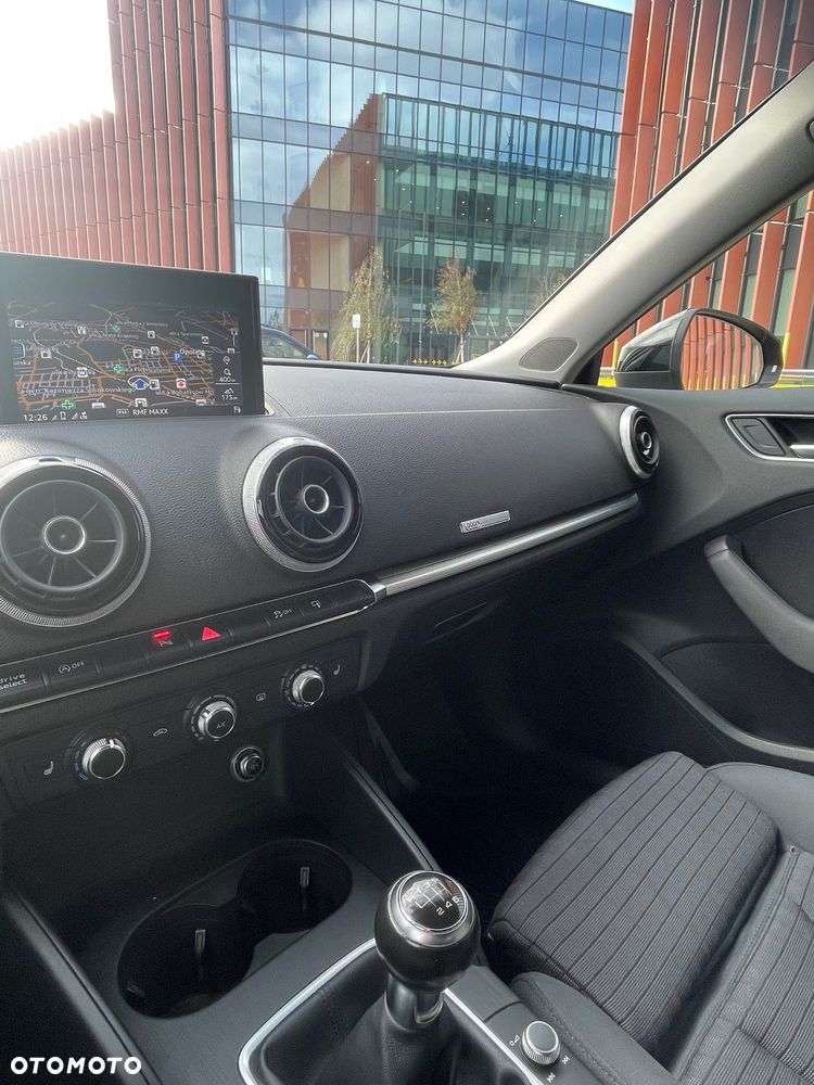 Audi A3 Sportback - 18