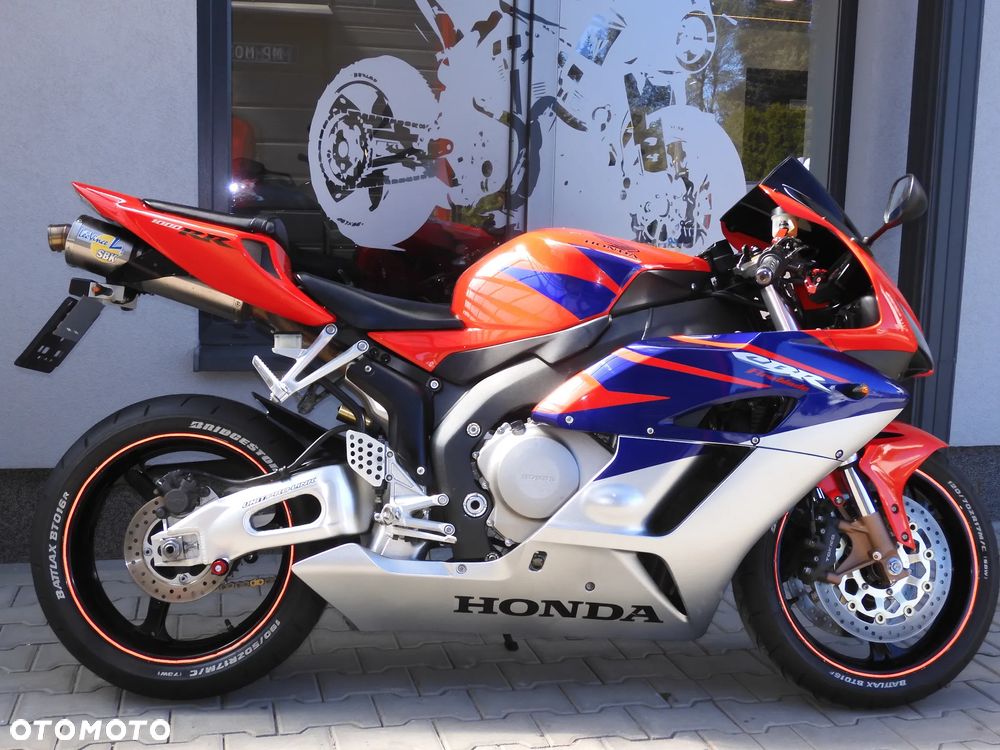 Honda CBR - 12